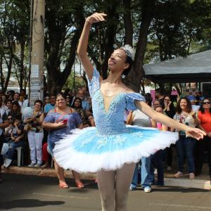 Imagem da notícia DESFILE CÍVICO COMEMORA 170 DE JAHU