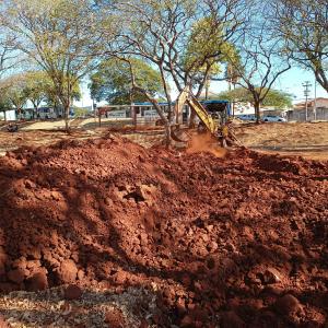 Imagem da notícia PREFEITURA RETOMA OBRAS NA PRAÇA DA RODOVIÁRIA