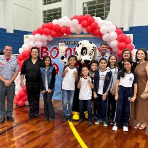 Imagem da notícia  PREFEITURA DÁ INÍCIO ÀS FORMATURAS DO 'PROGRAMA BOMBEIRO NA ESCOLA'