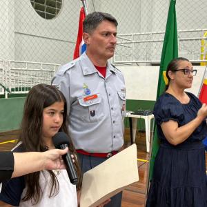 Imagem da notícia  PREFEITURA DÁ INÍCIO ÀS FORMATURAS DO 'PROGRAMA BOMBEIRO NA ESCOLA'