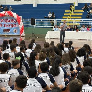 Imagem da notícia PREFEITURA CONCLUI FORMATURAS DO ‘PROGRAMA BOMBEIRO NA ESCOLA’