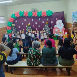 Imagem da notícia CMEI'S PROMOVEM CANTATAS DE NATAL