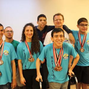 Imagem da notícia Prefeito homenageia técnicos e atletas por participação nos Jogos Regionais