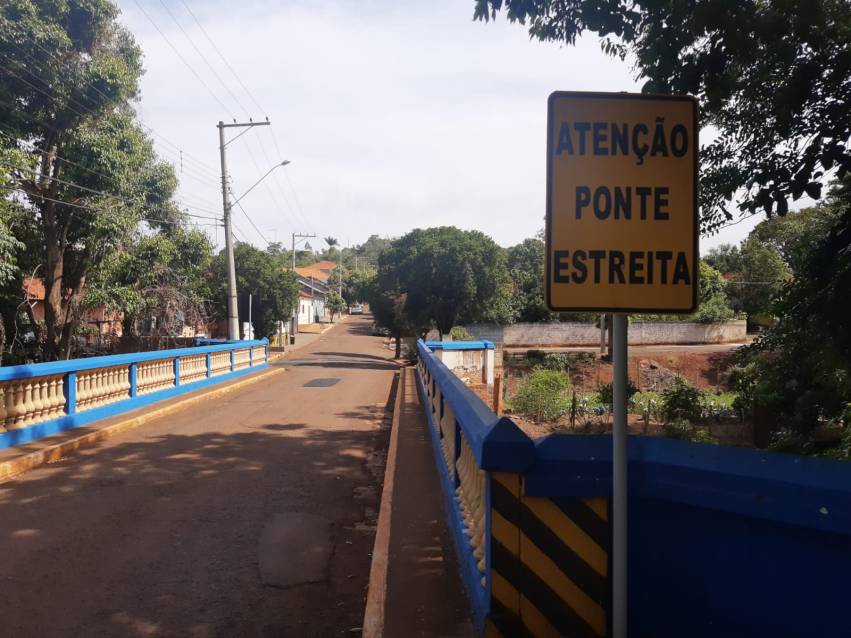 PREFEITURA PROMOVE MELHORIAS NO POUSO ALEGRE