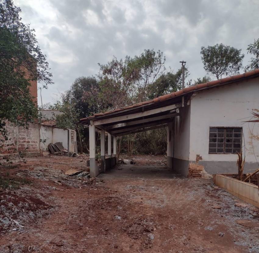 RASPAS DE COURO RETIRADAS DE IMÓVEL REPRESENTAVAM RISCO AO MEIO AMBIENTE