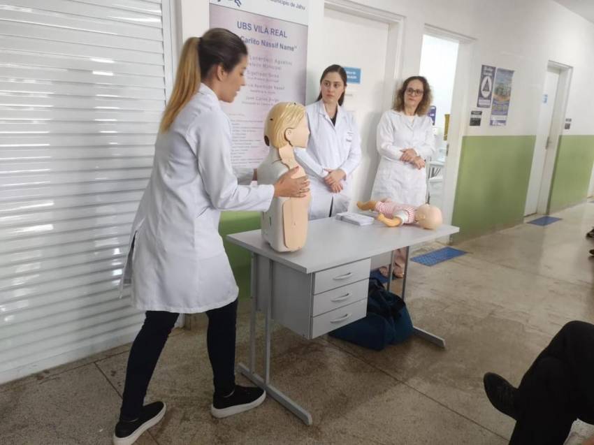 PALESTRA ABORDA PRIMEIROS SOCORROS EM SITUAÇÃO DE ENGASGO