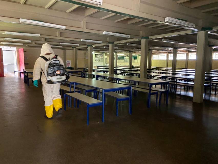 COMBATE À DENGUE NEBULIZAÇÃO COSTAL NAS ESCOLAS