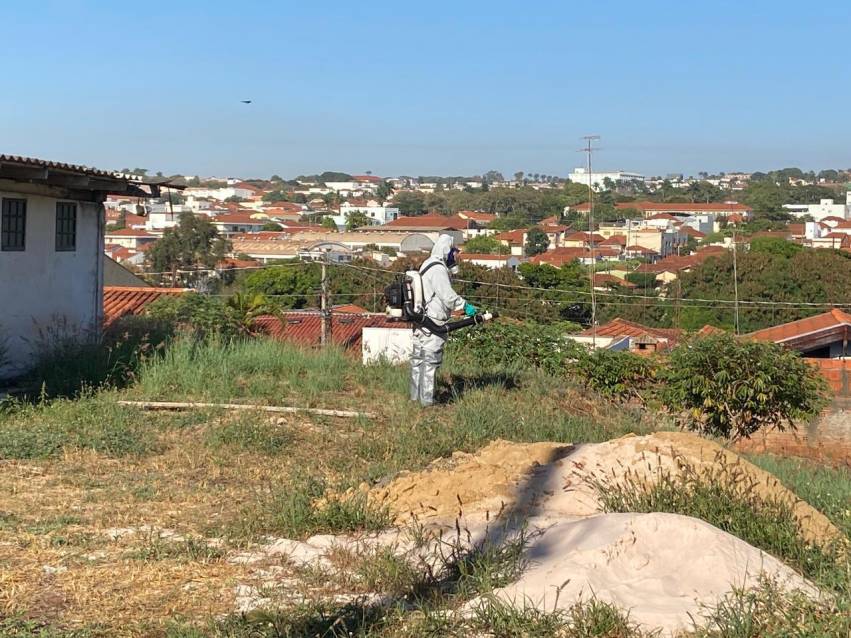 COMBATE À DENGUE - NEBULIZAÇÃO COSTAL NA VILA IVAN