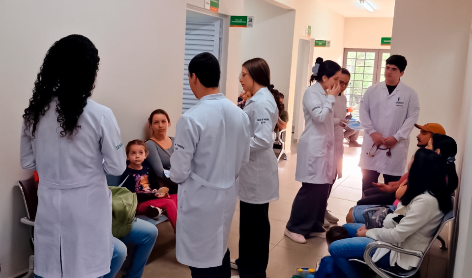 SAÚDE DE MULHERES E HOMENS EM FOCO