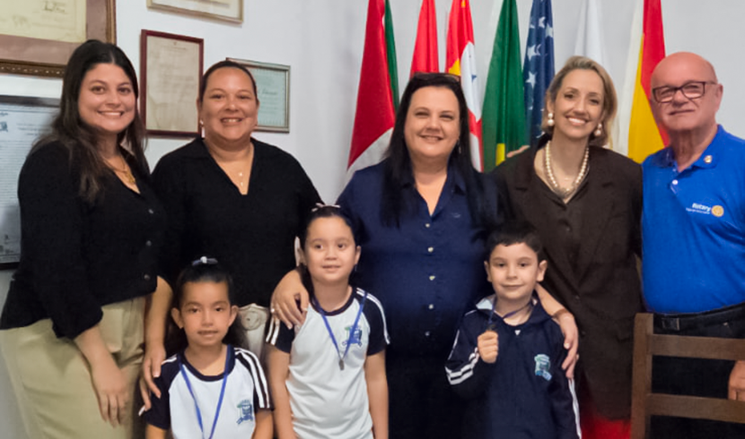 ALUNOS DA REDE MUNICIPAL SÃO PREMIADOS NO CONCURSO DE DESENHO “SUPER NOEL EM AÇÃO POR JAHU!”, DO ROTARY