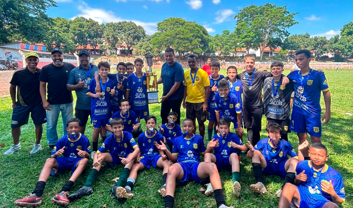 CONFIRA OS CAMPEÕES DAS CATEGORIAS DE BASE DO FUTEBOL JAUENSE