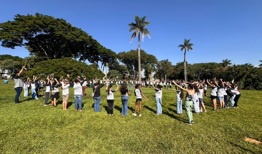 SEMANA DA JUVENTUDE EM TORNO DO BAOBÁ COMEÇA COM APRENDIZADO, CULTURA E CONEXÃO COM AS RAÍZES