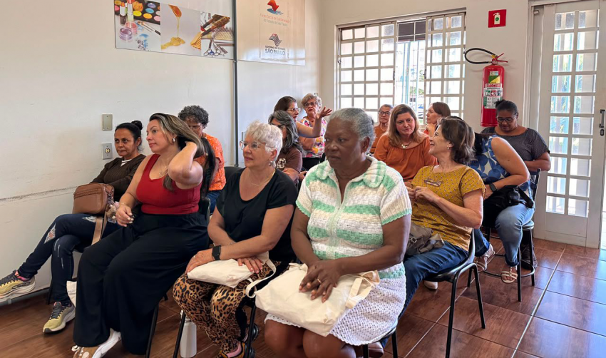 ESCOLA DE MODA CELEBRA A FORMATURA DE NOVA TURMA DO CURSO GRATUITO DE COSTURA
