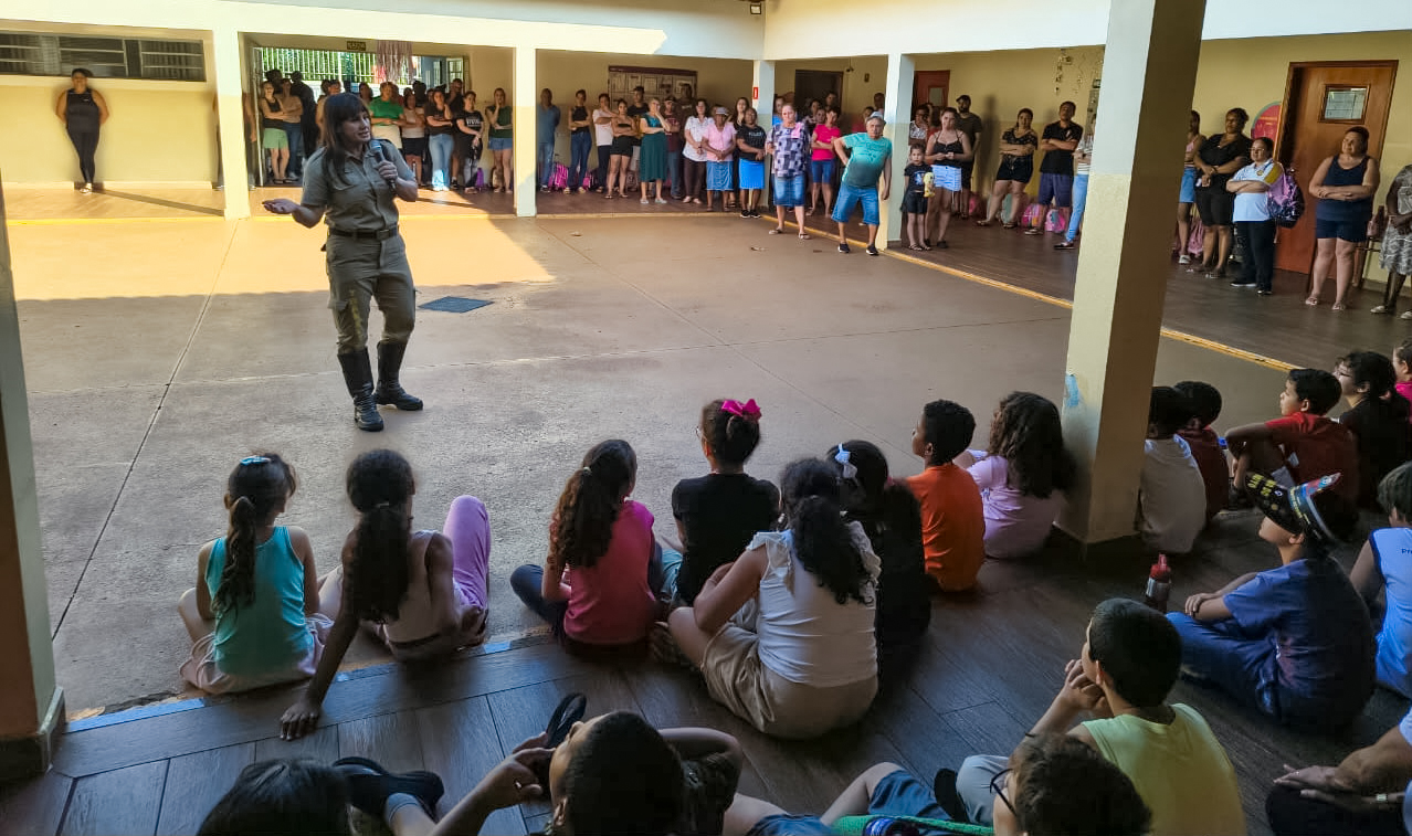 PALESTRAS EM ESCOLAS E EMPRESA ENCERRAM PROGRAMAÇÃO DA SEMANA NACIONAL DE TRÂNSITO