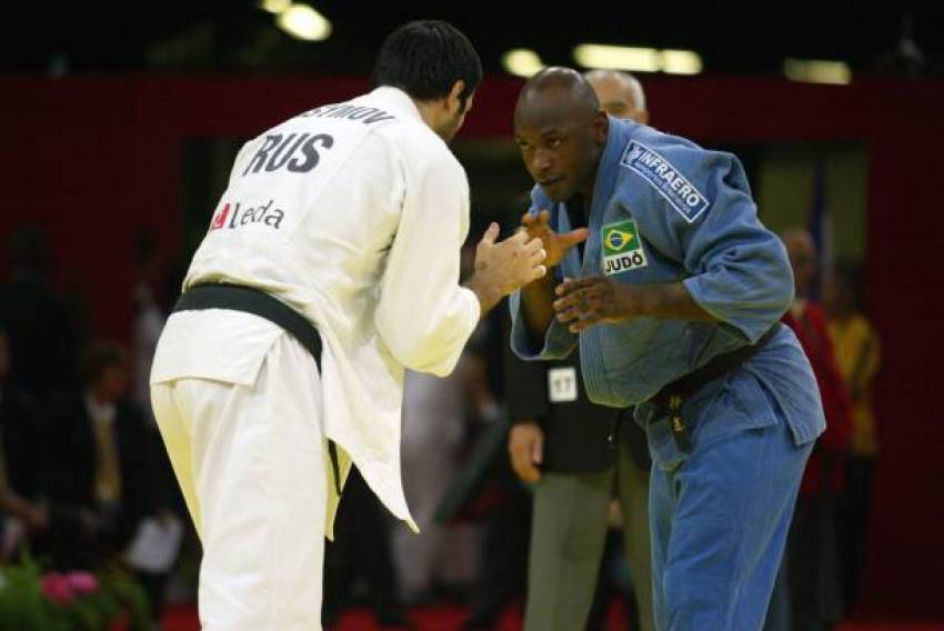 Judocas jauenses participam de treinamento com técnico da Seleção Brasileira de Judô