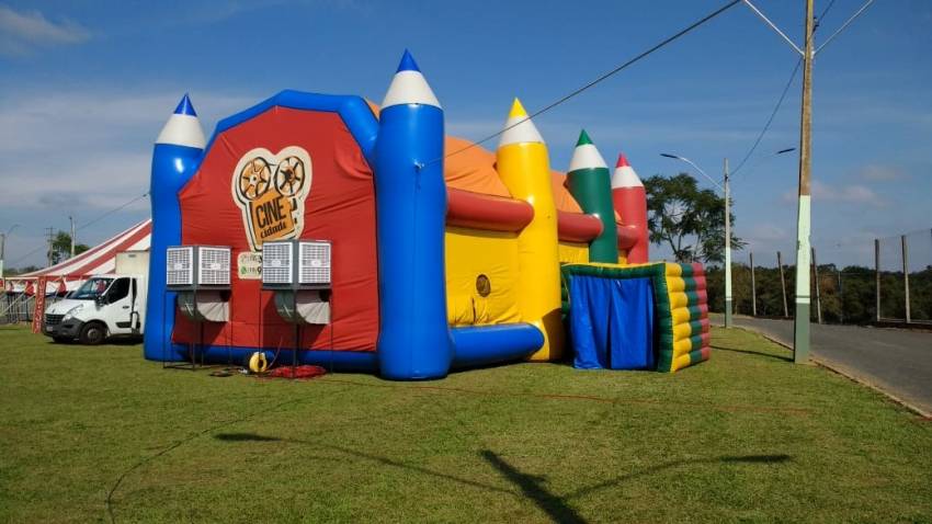 Prefeitura de Jahu traz cinema itinerante em comemoração ao aniversário da cidade