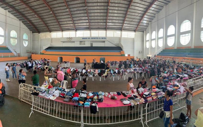 Bazar Solidário continua a partir desta quinta-feira, 05/03 - FOTOS