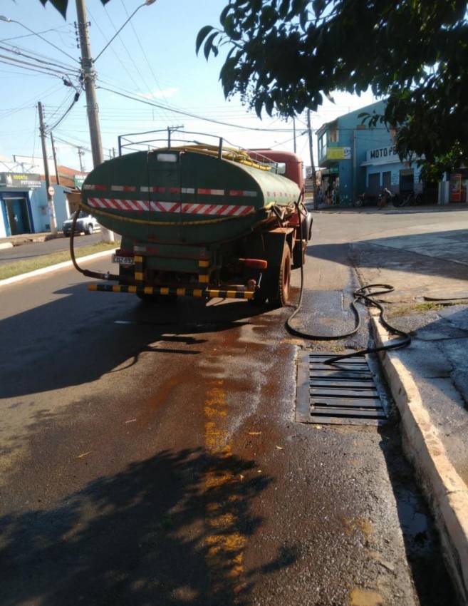 LIMPEZA EM POTUNDUVA