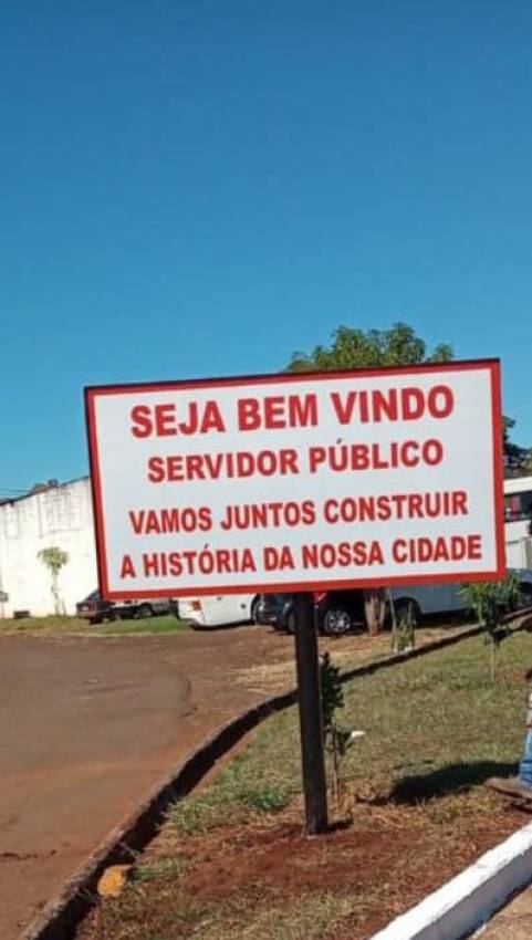 PARTICIPAÇÃO DE SERVIDOR PÚBLICO É DESTAQUE EM PLACA NO CEPROM