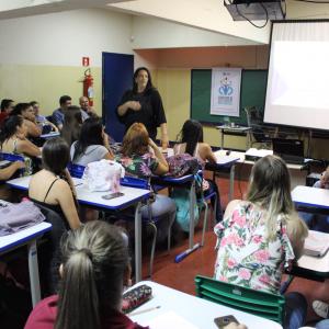 Imagem da notícia Secretaria de Políticas Públicas para Mulheres: palestra com a temática “violência doméstica e o reflexo nas relações de trabalho”