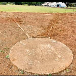 Imagem da notícia PISTA DE ATLETISMO DO CAMPO MUNICIPAL PASSA POR REFORMA