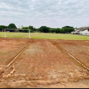 Imagem da notícia PISTA DE ATLETISMO DO CAMPO MUNICIPAL PASSA POR REFORMA
