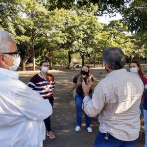 Imagem da notícia GRUPO DE PROFISSIONAIS CONDUZ TRABALHOS PARA POPULAÇÃO VULNERÁVEL