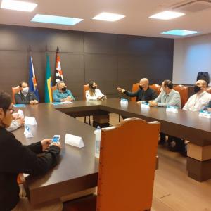 Imagem da notícia PREFEITO RECEBE PROPOSTA DE PLANO DE RETOMADA ECONÔMICA