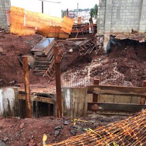 Imagem da notícia APÓS CHUVA PREFEITURA ACOMPANHA OBRA NO SÃO CRISPIM