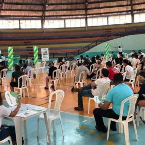 Imagem da notícia PREFEITURA PARTICIPA DE EVENTO DE ASSINATURA DE CONTRATOS IMOBILIÁRIOS