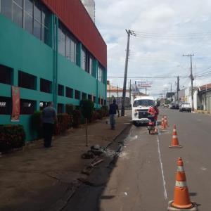 Imagem da notícia PAVIMENTO ASFÁLTICO NOS ALTOS DA RUI BARBOSA É CORRIGIDO