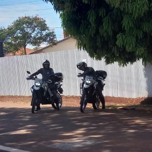 Imagem da notícia POLICIAIS MILITARES E SEGURANÇAS PATRIMONIAIS INTENSIFICAM ATIVIDADES NAS ESCOLAS