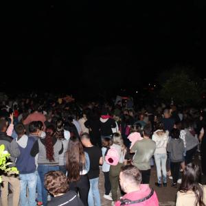 Imagem da notícia PASSEIO CEMITERIAL NOTURNO ATRAI CENTENAS DE PESSOAS