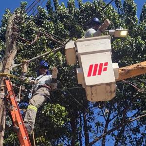 Imagem da notícia JAHU ILUMINADA: INICIADA TROCA DE LÂMPADAS NA VILA RIBEIRO