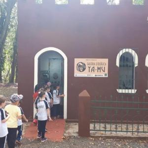 Imagem da notícia CRIANÇAS DA EDUCAÇÃO INFANTIL VISITAM HORTO MUNICIPAL