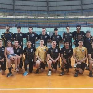Imagem da notícia VÔLEI: EQUIPE FEMININA CONQUISTA A LIGA PRATA DA AABR