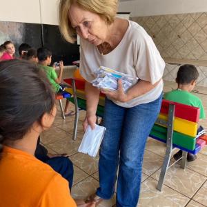 Imagem da notícia KITS DE HIGIENE BUCAL SÃO ENTREGUES NA CASA DA CRIANÇA