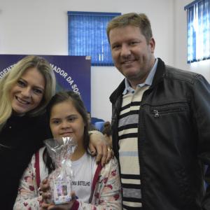 Imagem da notícia Fundo Social de Solidariedade encerra Campanha do Agasalho 2018