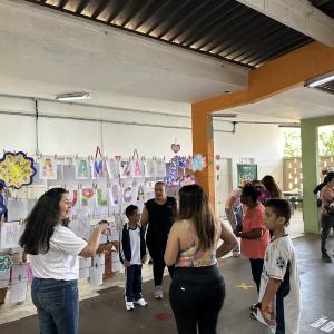 Imagem da notícia HOJE FOI DIA DE MOSTRA LITERÁRIA NAS NOSSAS ESCOLAS