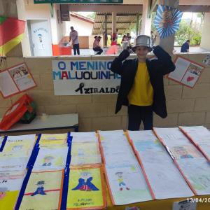 Imagem da notícia HOJE FOI DIA DE MOSTRA LITERÁRIA NAS NOSSAS ESCOLAS
