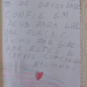 Imagem da notícia CARTINHAS DE INCENTIVO SÃO ENTREGUES À CRIANÇAS EM TRATAMENTO DE SAÚDE