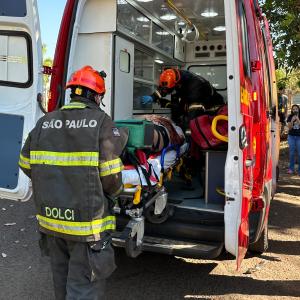 Imagem da notícia SIMULADO ALERTA PARA RISCOS DE ACIDENTE DE TRÂNSITO