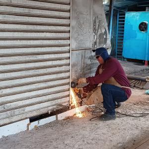 Imagem da notícia PREFEITURA REMOVE TRAILER ABANDONADO NO BECO