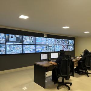 Imagem da notícia PREFEITURA INAUGURA NOVO SISTEMA DE VIDEOMONITORAMENTO