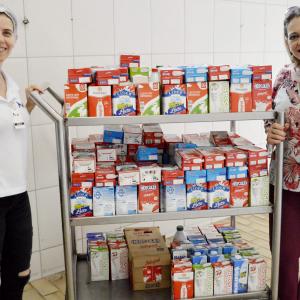 Imagem da notícia Semana do Idoso arrecada 680 litros leite para doação