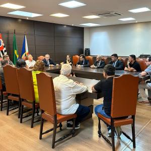 Imagem da notícia PREFEITURA DEBATE MELHORIAS NA SEGURANÇA PÚBLICA