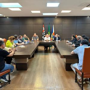 Imagem da notícia PREFEITURA DEBATE MELHORIAS NA SEGURANÇA PÚBLICA