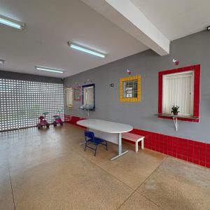 Imagem da notícia ESCOLAS MUNICIPAIS RECEBEM AÇÕES DE PINTURA E REVITALIZAÇÃO