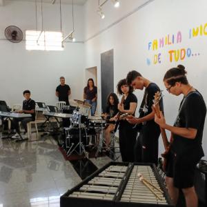 Imagem da notícia GURI FAZ SEMANA DA FAMÍLIA COM MUITO TALENTO MUSICAL!