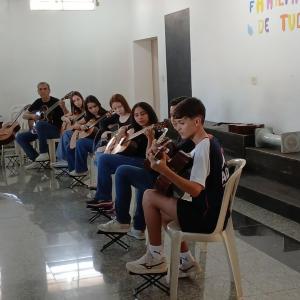 Imagem da notícia GURI FAZ SEMANA DA FAMÍLIA COM MUITO TALENTO MUSICAL!